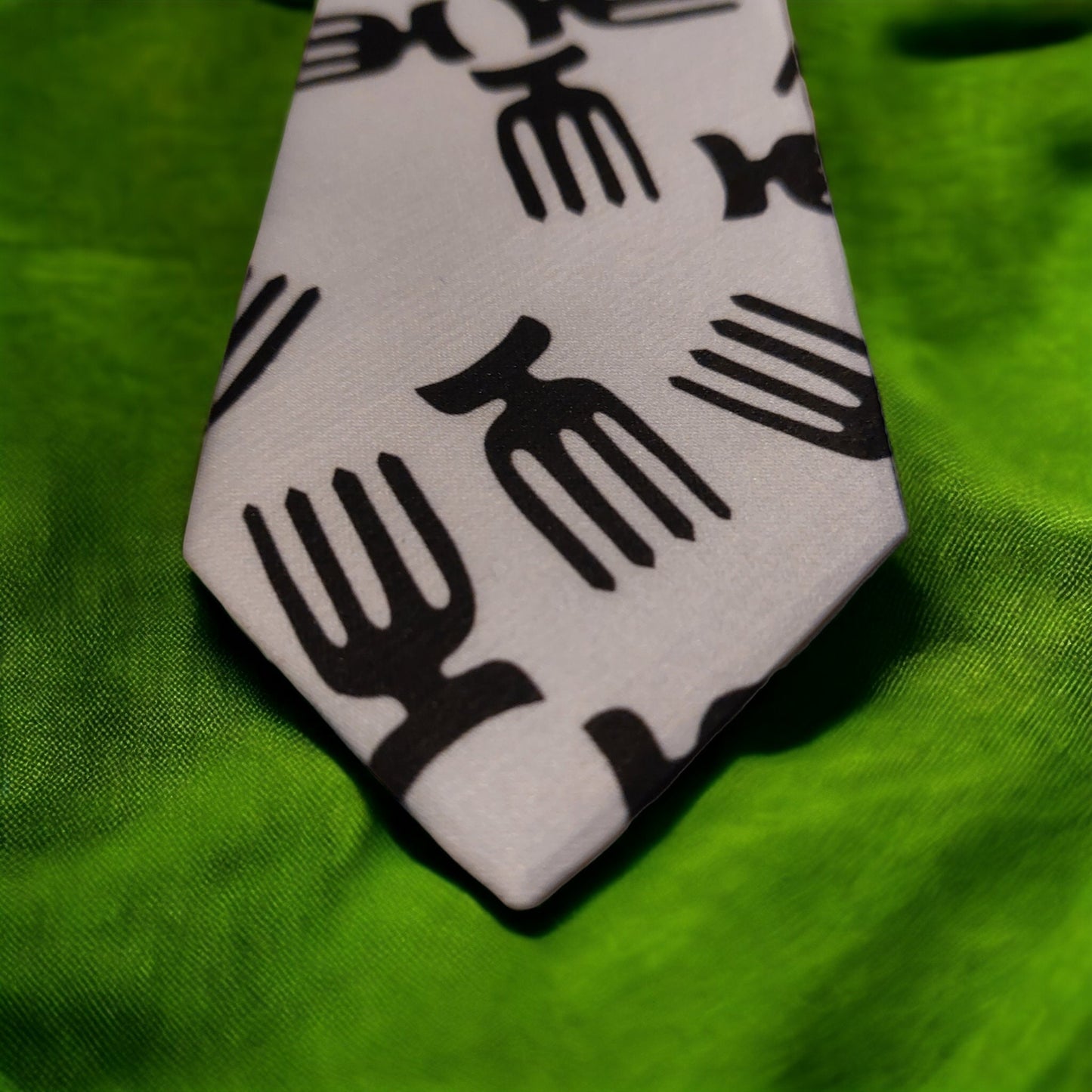 Black and White mens slim Neckties, Yellow and black tie, Afri comb, Fork print tie